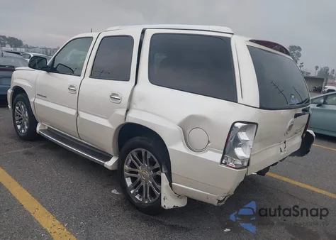 2003 Cadillac Escalade Standard from USA, damaged, VIN 1GYEK63N03R295864